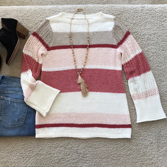 LOFT Sweaters - LOFT Bell Sleeve Pullover Sweater